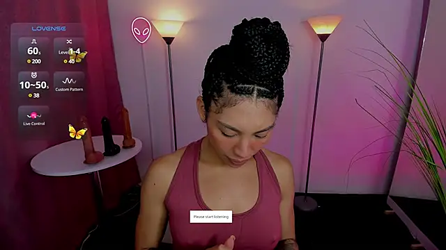 Snapshot of Dayanna_tecca chatting on 03/10/25, 09:51 Dayanna tecca online show from 03/10/25, 09:51