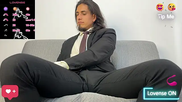 Tom blunt96 online show from 12/03/25, 05:44