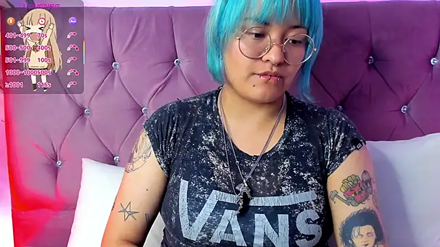 lucky-leah online show from 02/23/25, 03:45