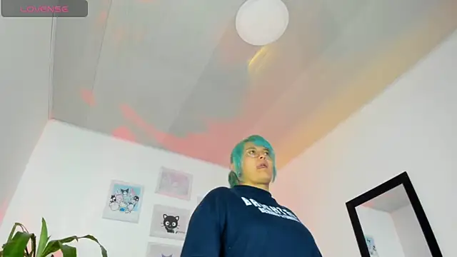 lucky-leah online show from 03/07/25, 03:40