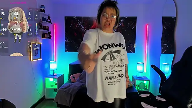 lucky-leah online show from 10/14/25, 04:24