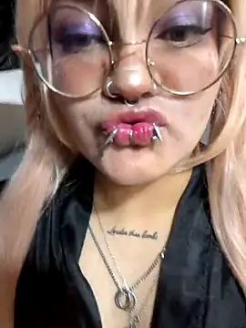 lucky-leah online show from 06/21/26, 04:48