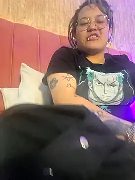 lucky-leah online show from 06/25/26, 03:50