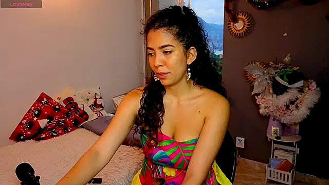 Snapshot of arteverena chatting on 12/04/25, 10:29 arteverena online show from 12/04/25, 10:29