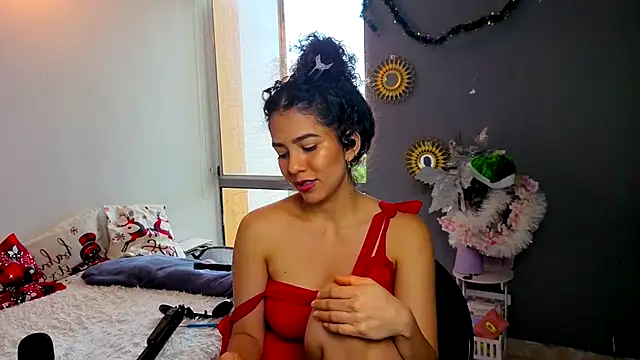 Snapshot of arteverena chatting on 12/13/25, 09:42 arteverena online show from 12/13/25, 09:42