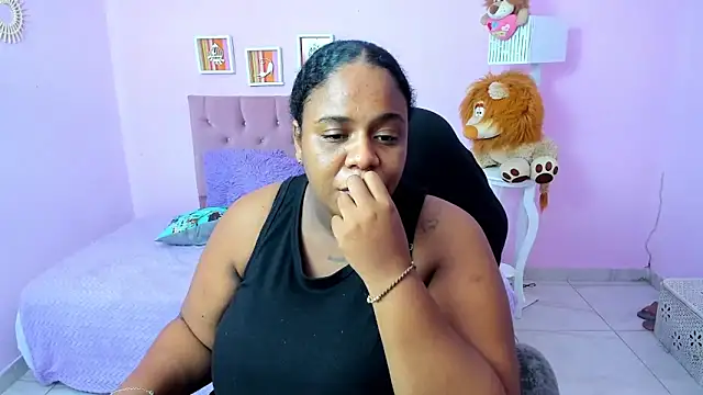 Snapshot of bbw_charlote chatting on 03/29/26, 12:16 bbw charlote online show from 03/29/26, 12:16