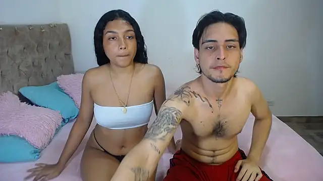 Snapshot of Amanda_Jampiher chatting on 02/20/25, 03:56 Amanda Jampiher online show from 02/20/25, 03:56