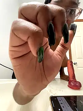 Snapshot of JordanSilk chatting on 10/20/25, 12:16 JordanSilk online show from 10/20/25, 12:16