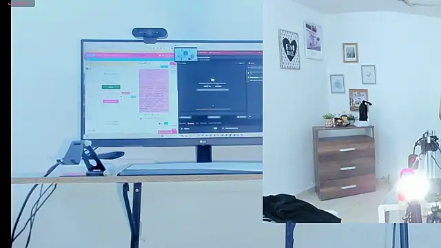 Daki Ume  online show from 10/01/25, 02:17