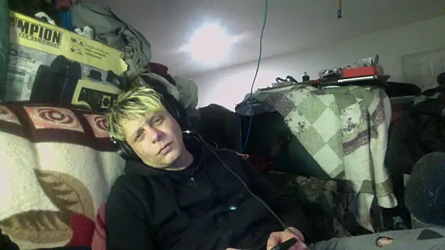 Phelyxx elgato online show from 01/02/25, 02:02