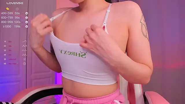 FreyaRaya online show from 12/08/24, 04:39