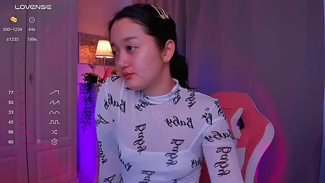 FreyaRaya online show from 01/11/25, 08:54