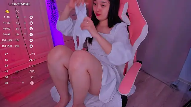 FreyaRaya online show from 01/15/25, 09:13