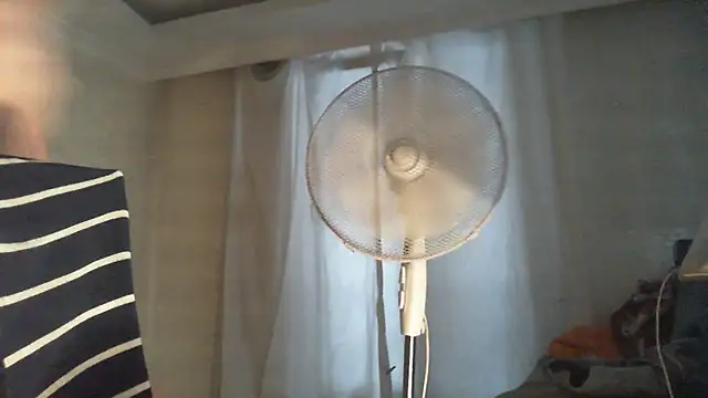 Snapshot of thekeys chatting on 06/02/26, 04:42 thekeys online show from 06/02/26, 04:42