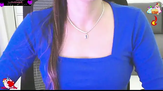 Snapshot of _Blue_Ruubyy_ chatting on 06/08/26, 12:38 Blue Ruubyy online show from 06/08/26, 12:38