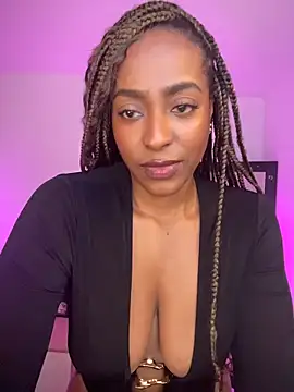 Snapshot of evangeline_ch chatting on 12/20/25, 02:57 evangeline ch online show from 12/20/25, 02:57