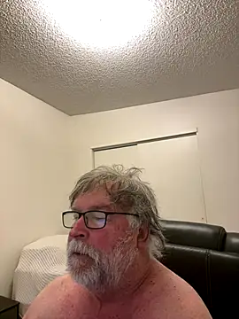 Drummajor online show from 11/23/25, 02:39