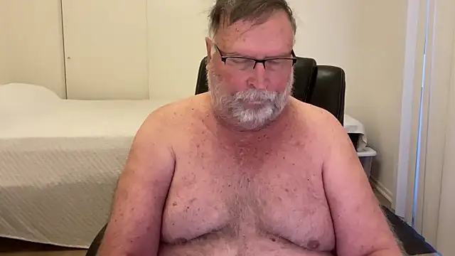 Snapshot of Drummajor chatting on 02/12/26, 02:56 Drummajor online show from 02/12/26, 02:56