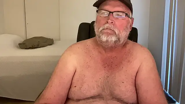 Snapshot of Drummajor chatting on 02/16/26, 04:58 Drummajor online show from 02/16/26, 04:58