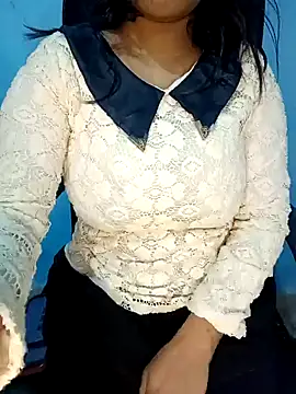 Snapshot of Dayna-36 chatting on 01/02/25, 04:35 Dayna-36 online show from 01/02/25, 04:35