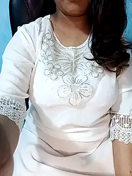 Snapshot of Dayna-36 chatting on 03/08/26, 03:49 Dayna-36 online show from 03/08/26, 03:49