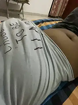 Snapshot of Annstella chatting on 03/10/25, 05:07 Annstella online show from 03/10/25, 05:07