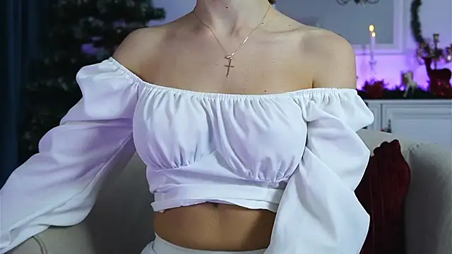 Snapshot of ivyleague_ chatting on 11/08/25, 04:34 ivyleague online show from 11/08/25, 04:34