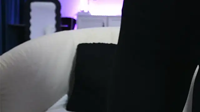 Snapshot of ivyleague_ chatting on 02/13/26, 05:53 ivyleague online show from 02/13/26, 05:53