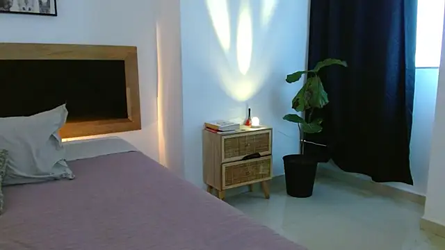 Snapshot of Susi_bell chatting on 10/04/25, 09:57 Susi bell online show from 10/04/25, 09:57