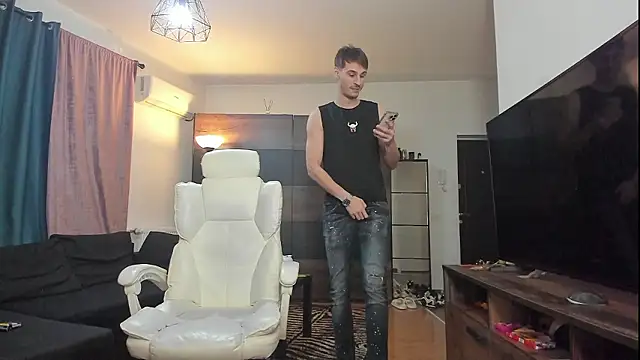 Snapshot of Jimmymorello chatting on 12/02/24, 09:17 Jimmymorello online show from 12/02/24, 09:17