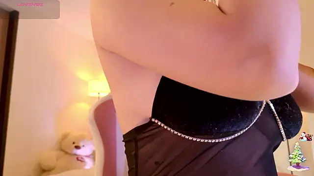 Snapshot of KaylaCollinsX chatting on 02/03/26, 04:23 KaylaCollinsX online show from 02/03/26, 04:23