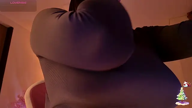 Snapshot of KaylaCollinsX chatting on 03/24/26, 08:03 KaylaCollinsX online show from 03/24/26, 08:03