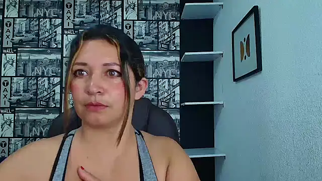 Devil Sara online show from 02/18/25, 11:44