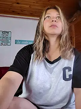 Devil Sara online show from 12/14/25, 06:01