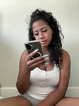 Snapshot of VanessaBling chatting on 08/02/26, 02:59 VanessaBling online show from 08/02/26, 02:59