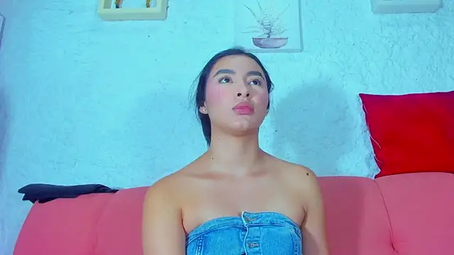 emiily s online show from 01/11/25, 12:07