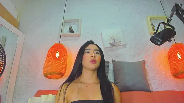 emiily s online show from 10/25/25, 12:02