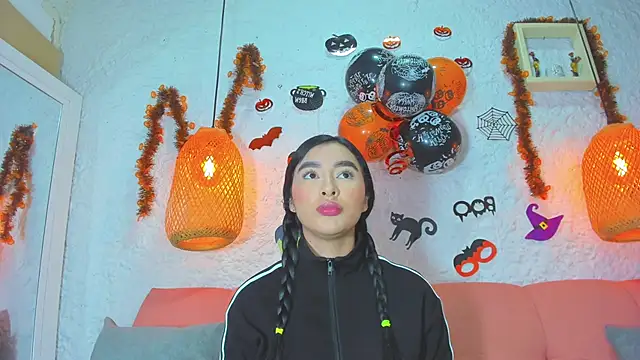 emiily s online show from 10/29/25, 12:07