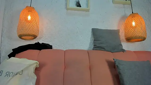 emiily s online show from 12/15/25, 12:09