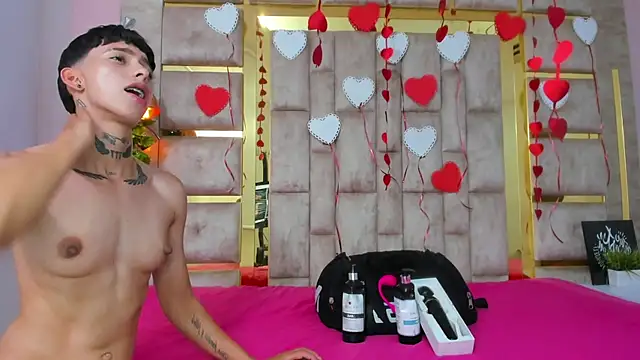 AmberAdams  online show from 02/18/25, 03:32