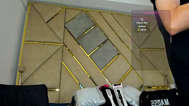 AmberAdams  online show from 10/15/25, 02:28