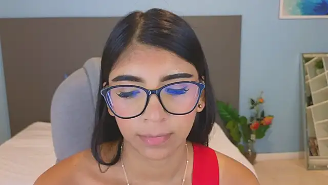 maiaa ruiz online show from 10/20/25, 03:01