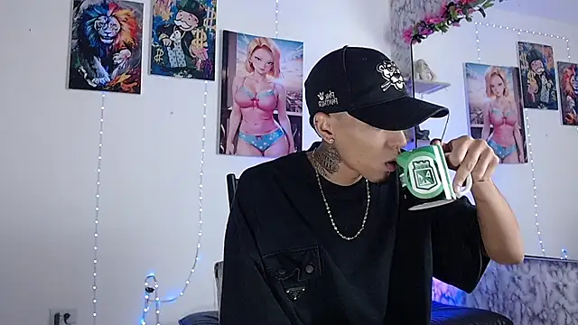 Liam lee online show from 09/11/25, 01:33