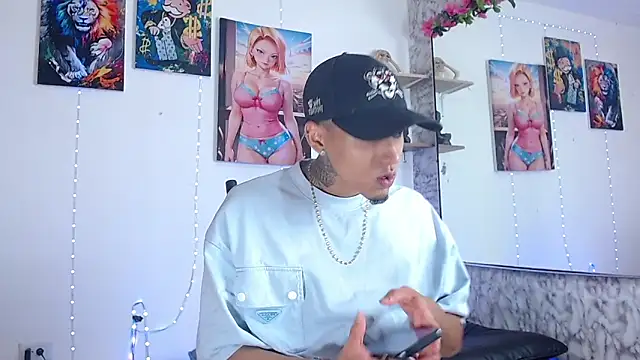 Liam lee online show from 09/13/25, 03:23