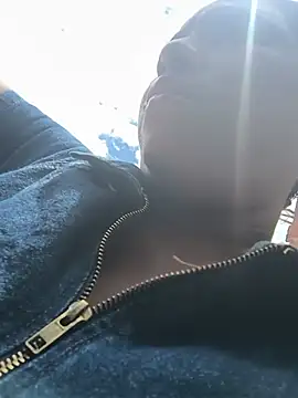 Francesca ferrari online show from 05/25/26, 04:13