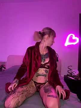 Snapshot of haileyhope_ chatting on 01/06/26, 07:06 haileyhope online show from 01/06/26, 07:06