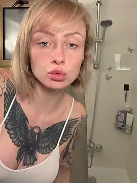 Snapshot of haileyhope_ chatting on 03/08/26, 08:12 haileyhope online show from 03/08/26, 08:12