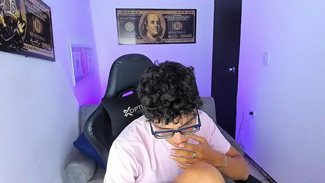 TylerWhite  online show from 03/02/25, 02:51