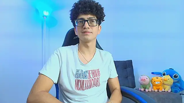 TylerWhite  online show from 11/14/25, 03:27