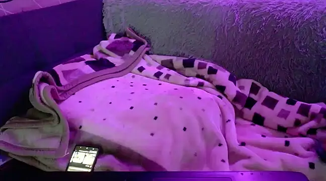 pinnklinkk online show from 02/12/25, 10:35